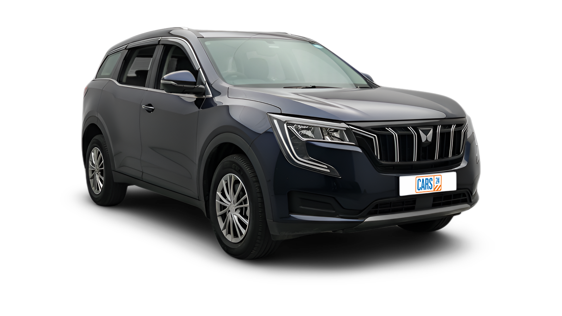 Mahindra XUV700-img
